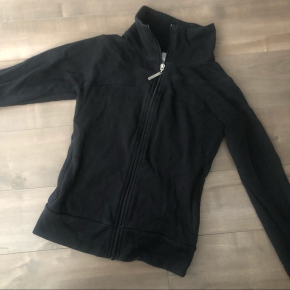 Bench Sweater - Picture 2 of 3